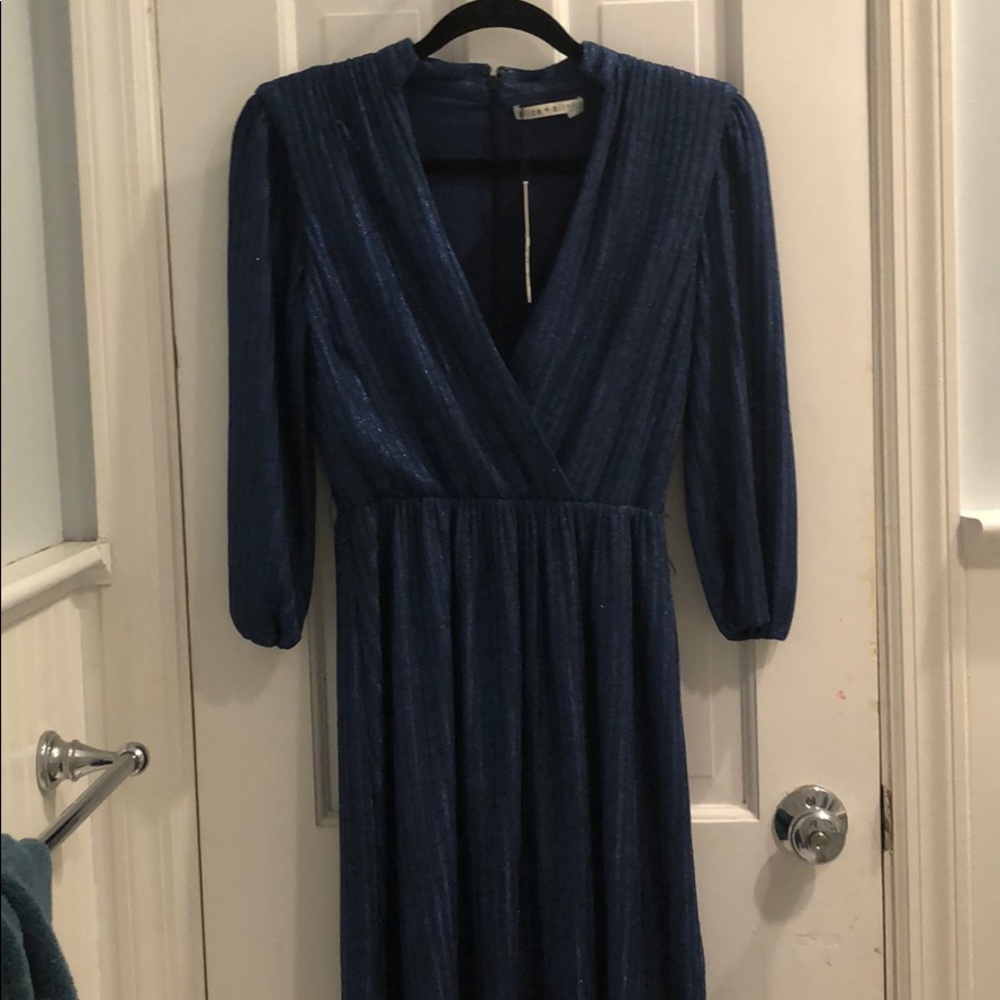 NWT alice and Olivia wrap dress blue 0